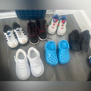 Kids shoes size 7 bundle